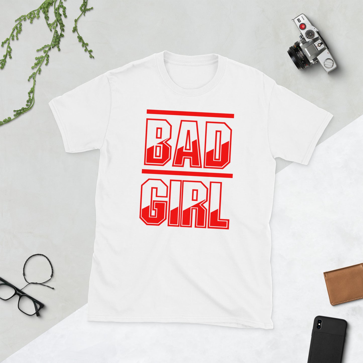 Kurzärmeliges Unisex-T-Shirt BAD GIRL